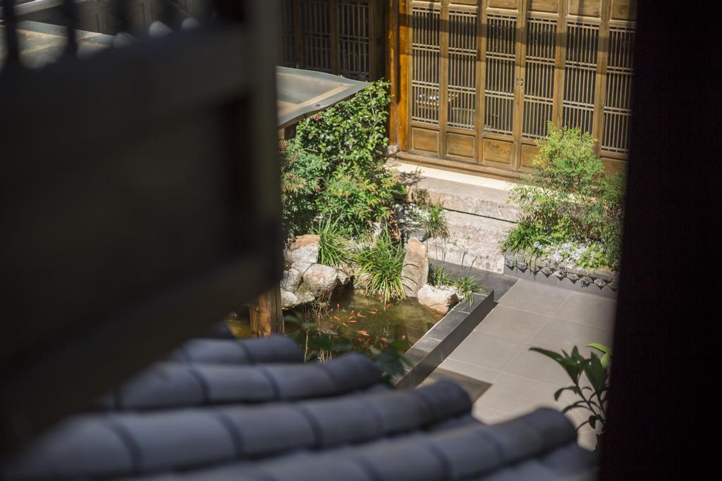 Nirvana Villa Лицзян Экстерьер фото