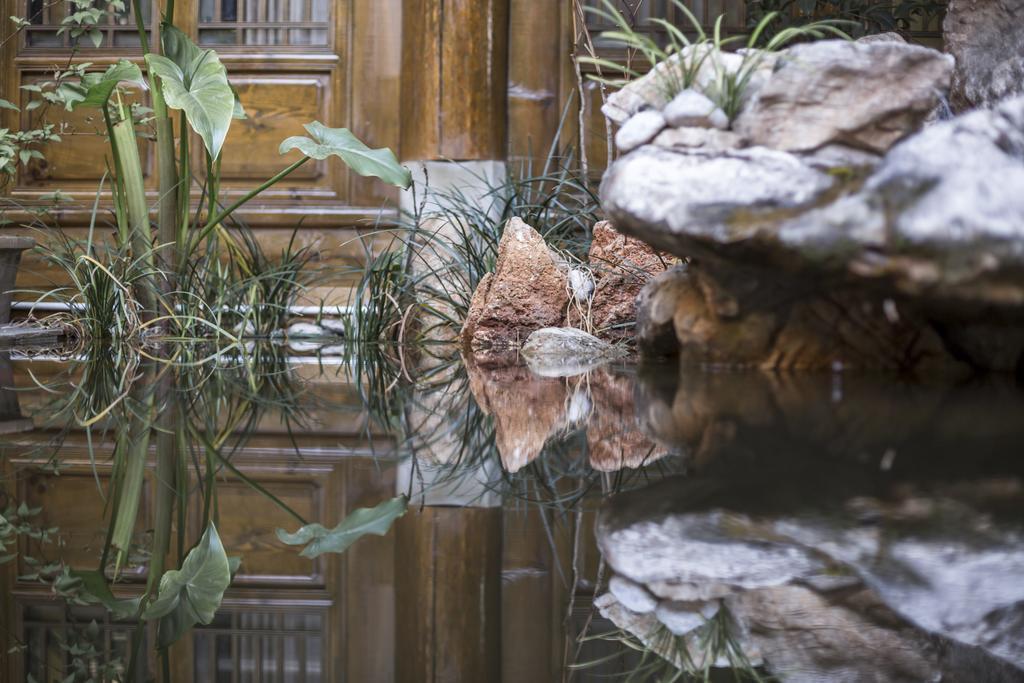 Nirvana Villa Лицзян Экстерьер фото