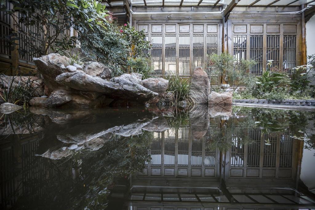 Nirvana Villa Лицзян Экстерьер фото