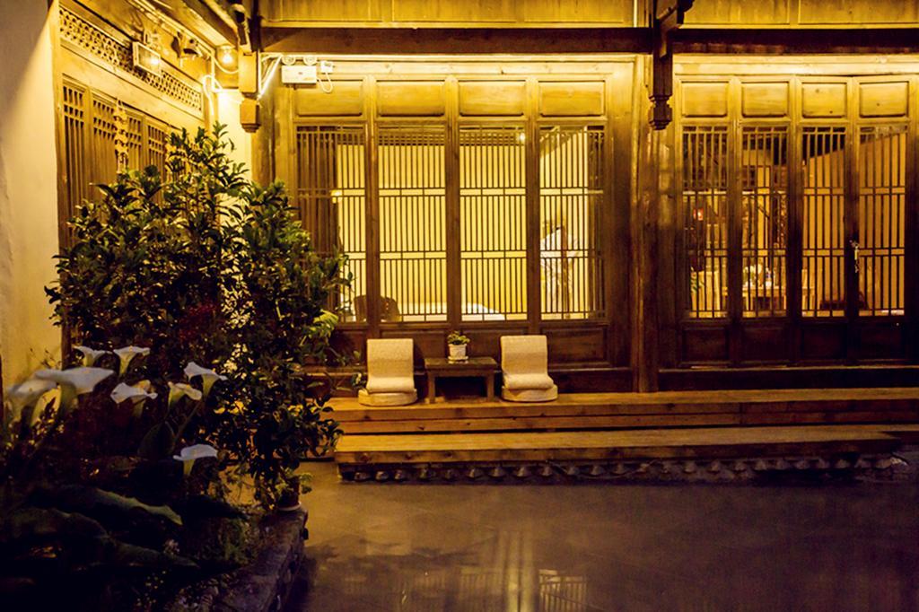 Nirvana Villa Лицзян Экстерьер фото